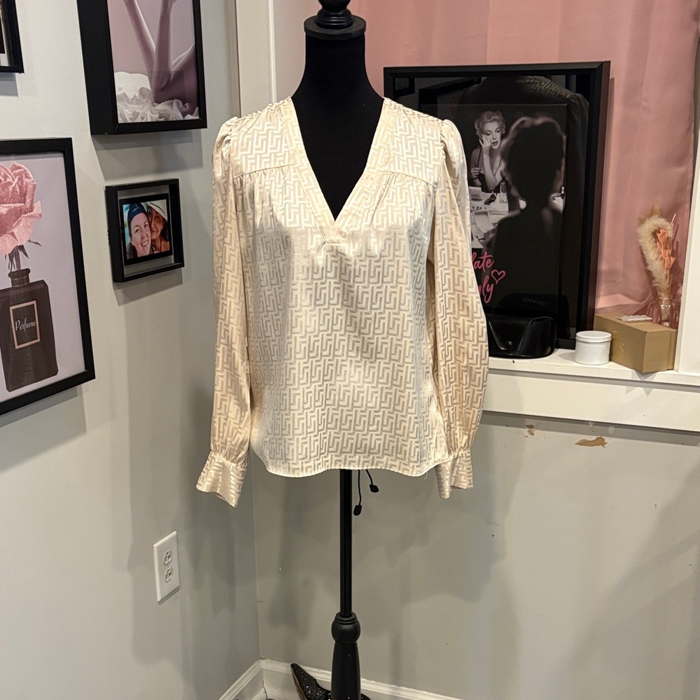 Express Geometric Cream V-Neck Blouse